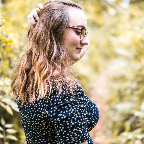 Meet the Posh Ambassador! - Picture 3 of 5